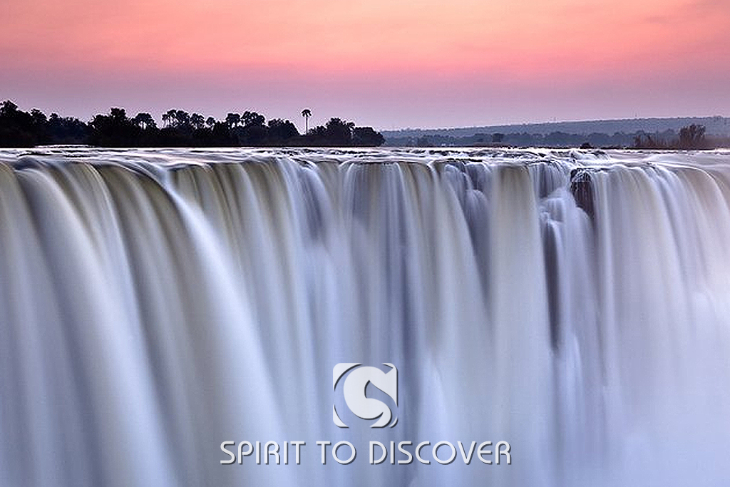 BOTSWANA & VICTORIA FALLS